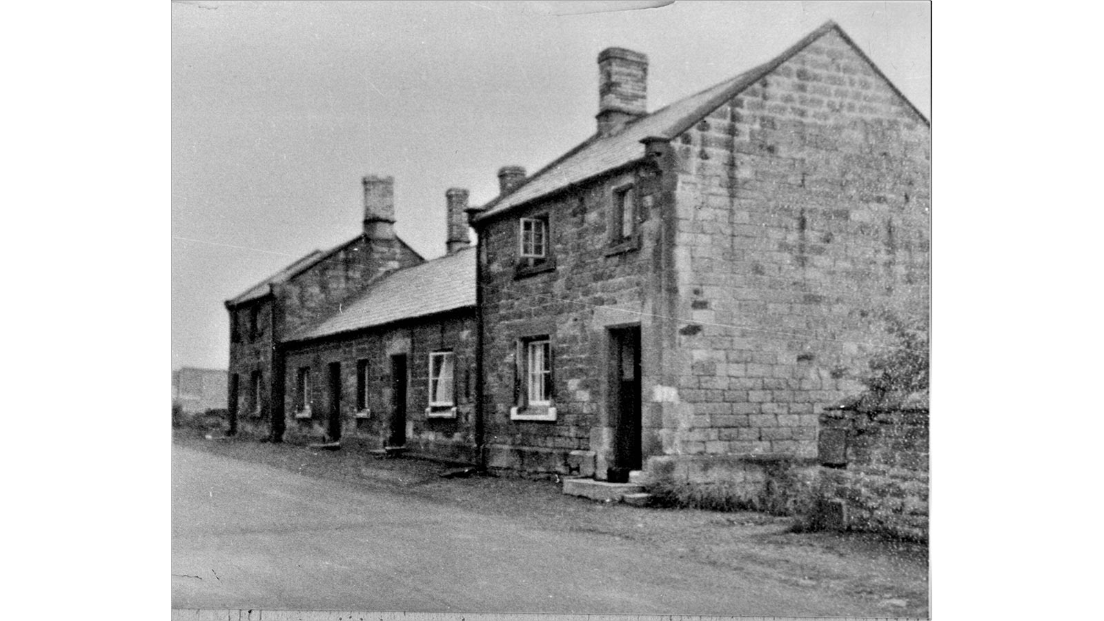 image of Percy Cottages by The Percy Arms - 1920