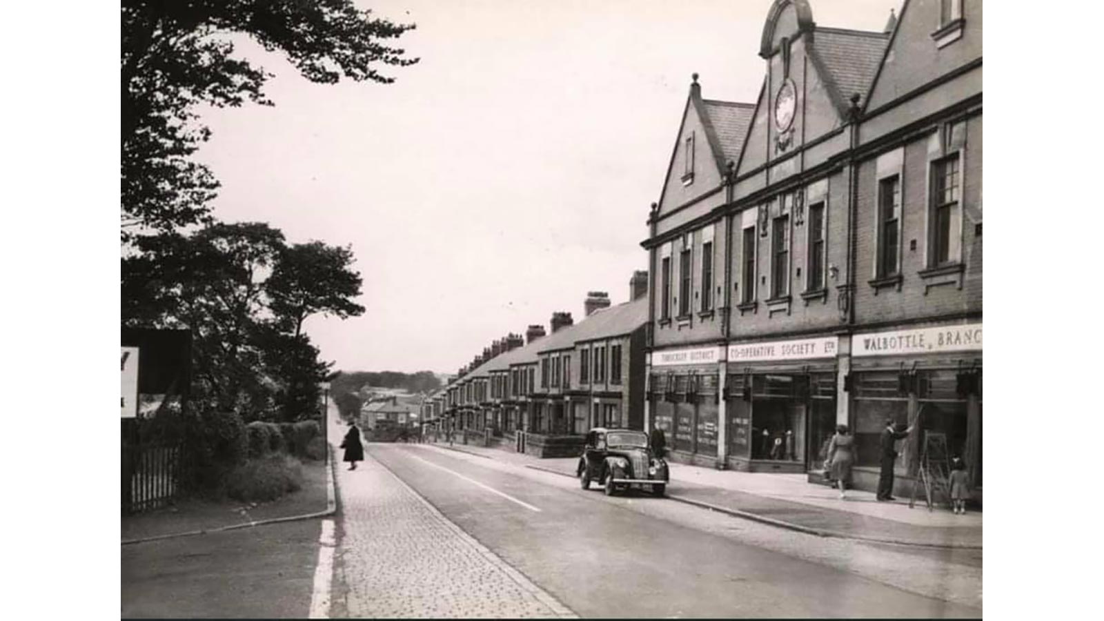 image of The old Co-Operative building, Hexham Road - date unknown