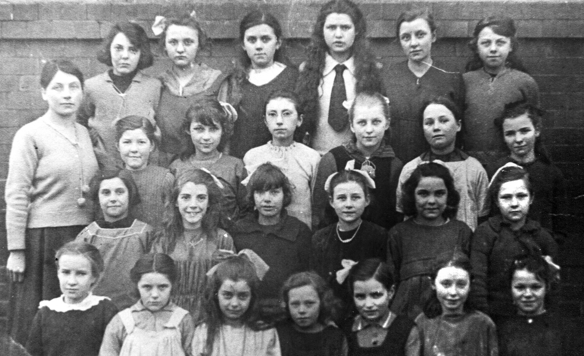 Walbottle Primary class, year unknown